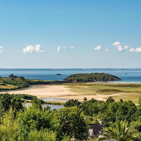 Nyaraló Pleasant Breton Near The Bay Of Douarnenez *
